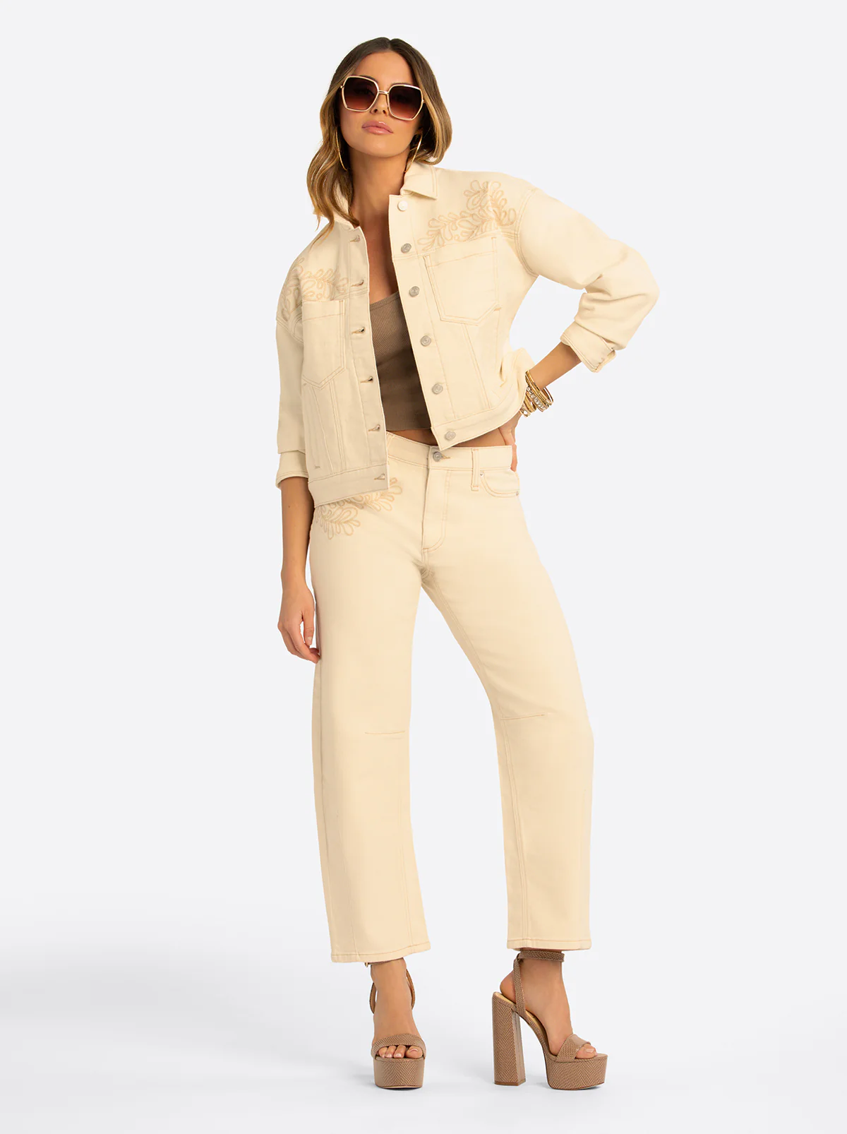 JS Jessica Simpson Pleat Back Denim Jacket in Undyed Natural - Image 5